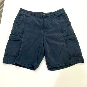 Tommy Bahama black relax cargo shorts size 34
